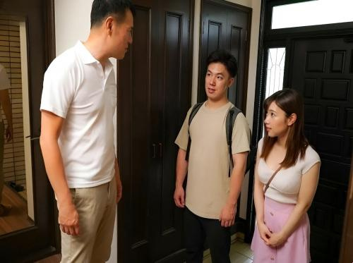 Teman pelacur anak laki-laki itu